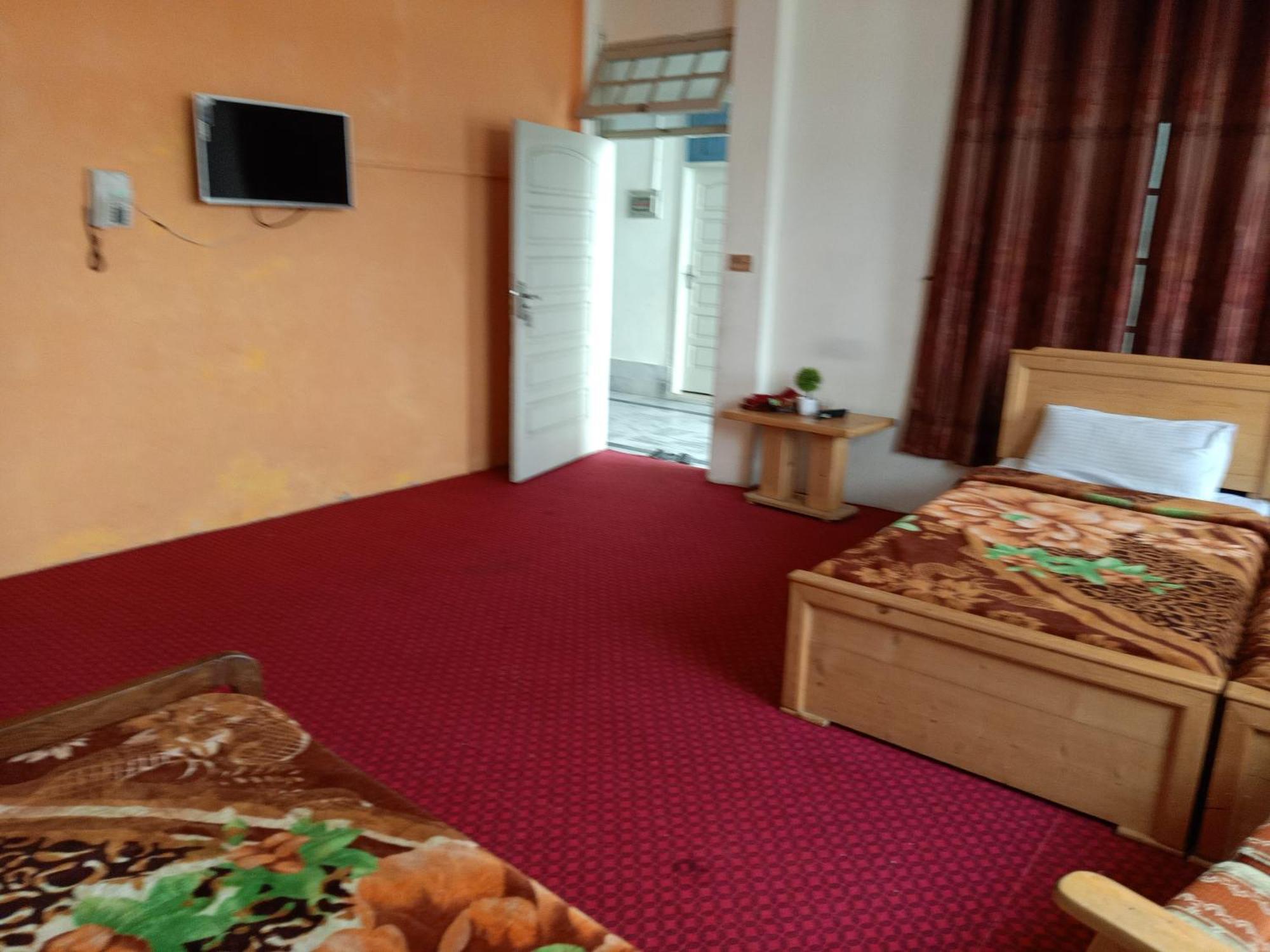 F R Darya E Swat Hotel Saidu Sharif Cameră foto